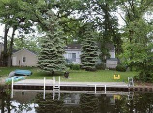 35402 N Shoreline Dr, Ingleside, IL 60041