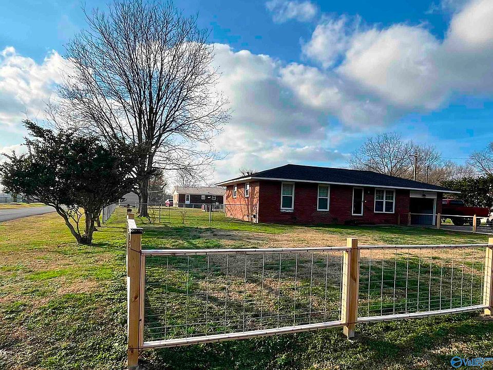 1st image of 82 Estate View Dr