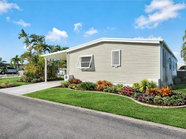 2971 Bounty Ln, Saint James City, FL 33956