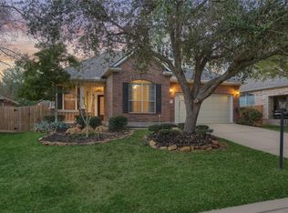 28 Misty Hbr E, Montgomery, TX 77356