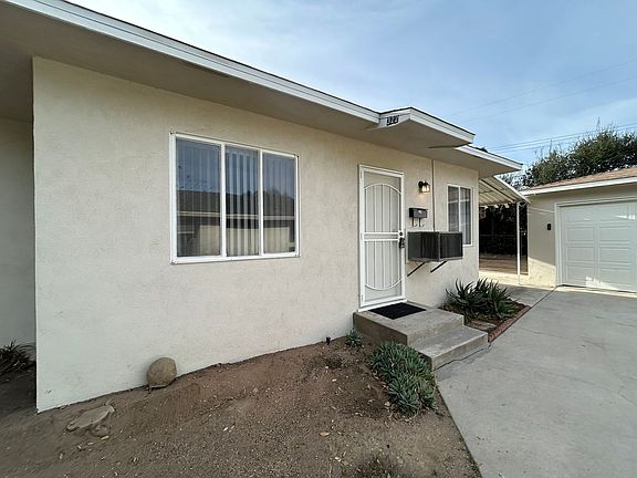 3rd image of 322 La Paloma St #322