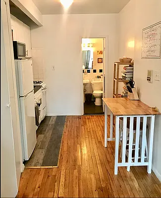 Rented by Voro New York | media 4