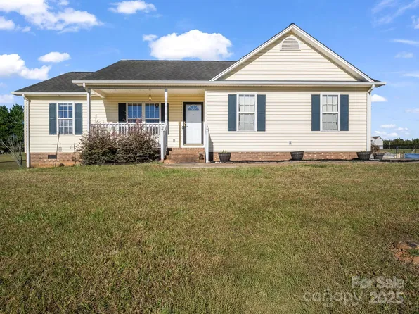 415 Farmhurst Pl, Shelby, NC 28152
