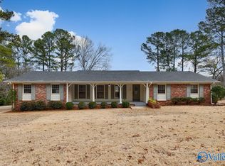 719 Woodbine Rd SE, Huntsville, AL 35802