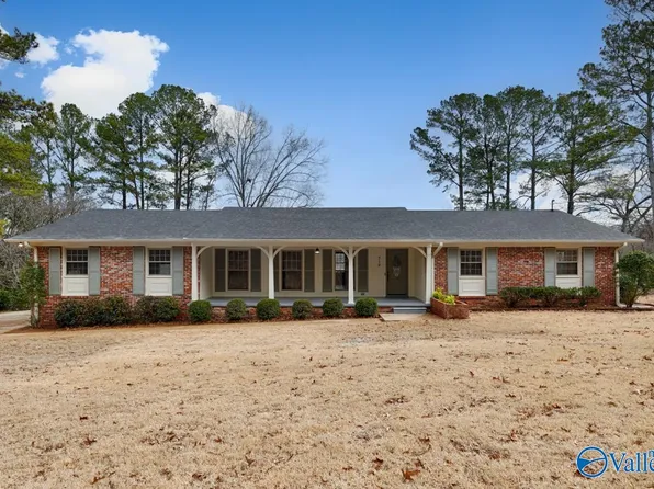 719 Woodbine Rd SE, Huntsville, AL 35802