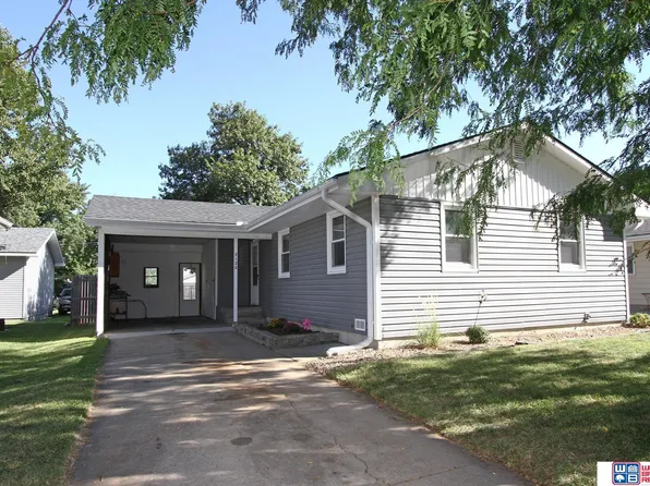 7128 Cuming St, Lincoln, NE 68507