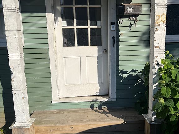 5th image of 20 Chapin St #1