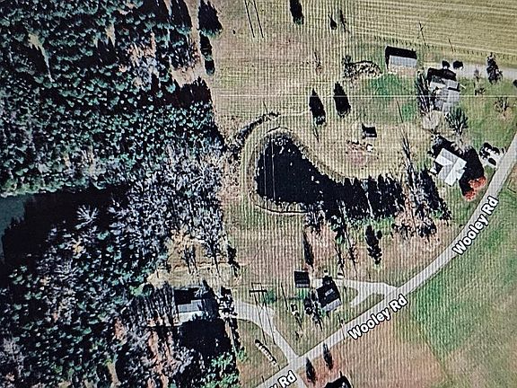 2nd image of 1697 Wooley Rd
