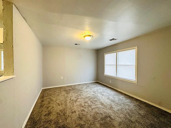 3rd image of 1505 W Randolph Ave