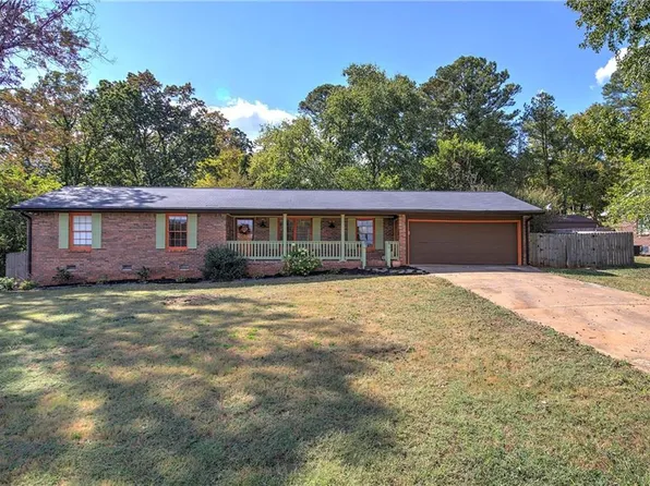 50 Oakridge Dr SE, Cartersville, GA 30121