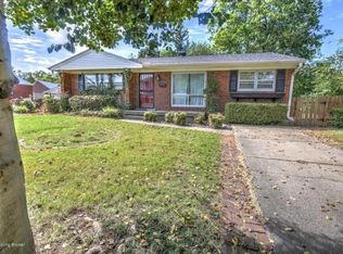 3748 Glenmeade Rd, Louisville, KY 40218