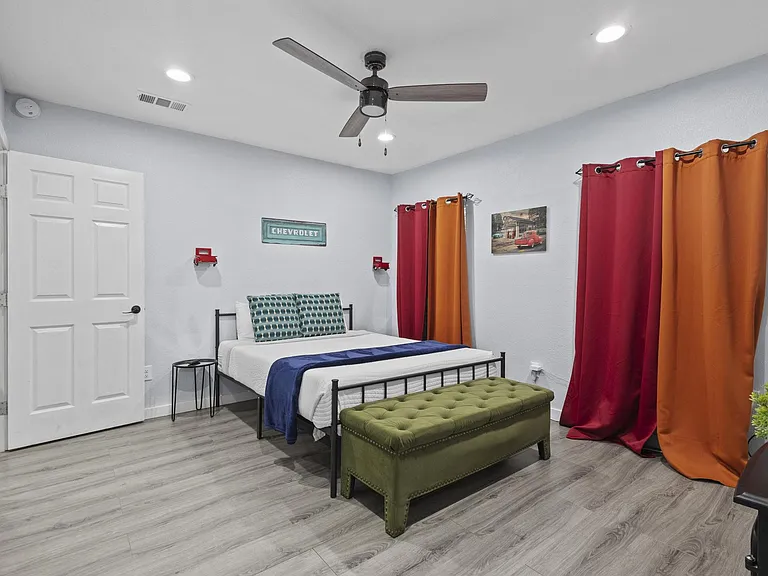 Main bedroom