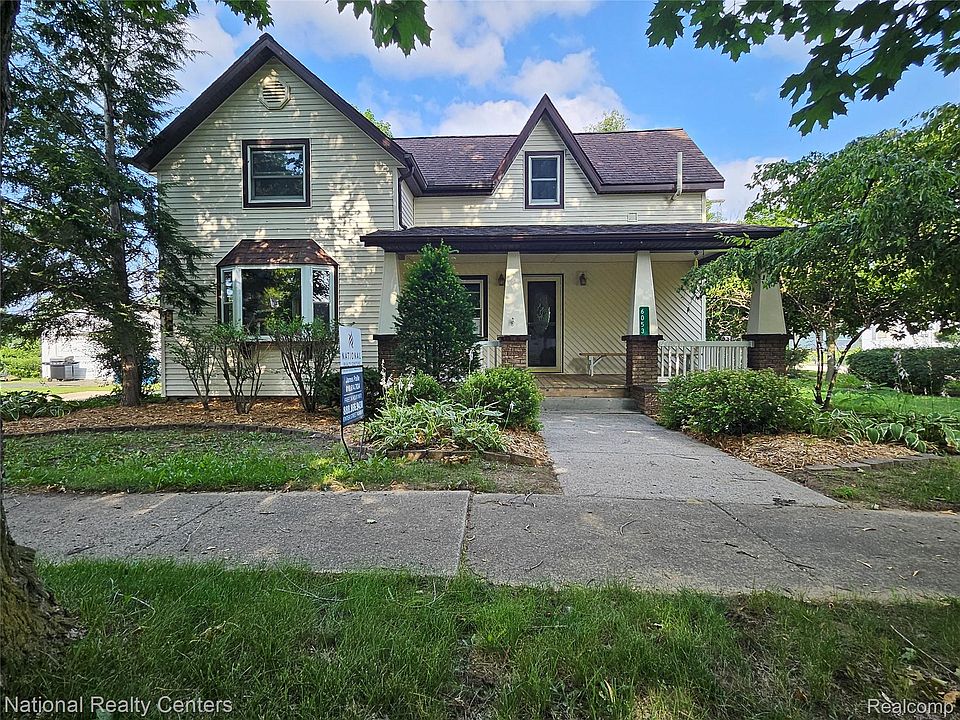 1st image of 6053 3rd St