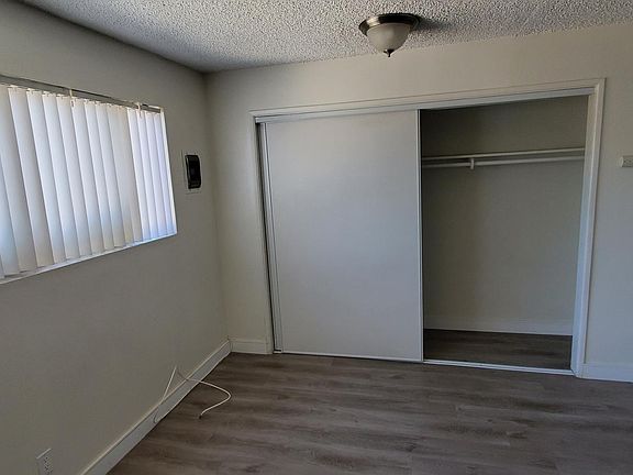 2nd image of 6136 Woodlawn Ave #D