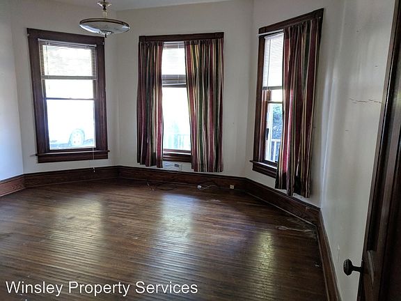 3rd image of 534 Ball St