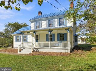 11447 Leetown Rd, Kearneysville, WV 25430