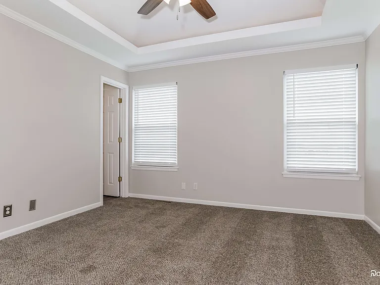1611 Tyler Dr — Photo 10