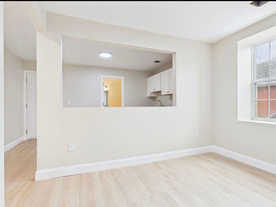 1st image of 858 Kempton Stnew
