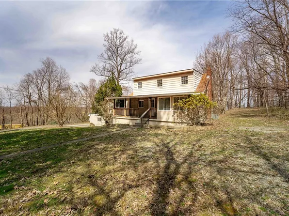 805 Gans Rd, Lake Lynn, PA 15451