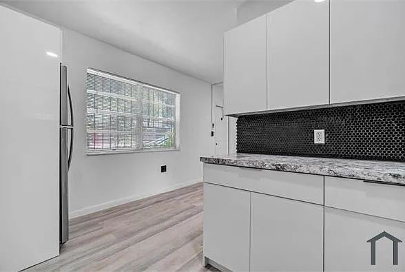 40 NW 62nd St #2 — Photo 7