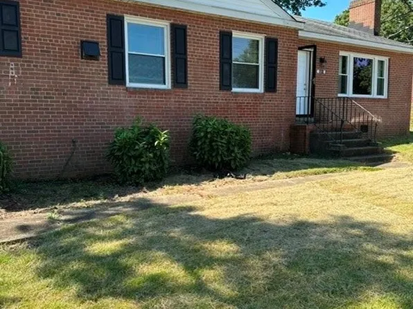 3311 Lanceor Dr, Glen Allen, VA 23060