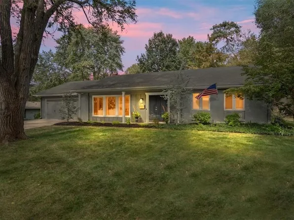 5516 W 87th Ter, Overland Park, KS 66207