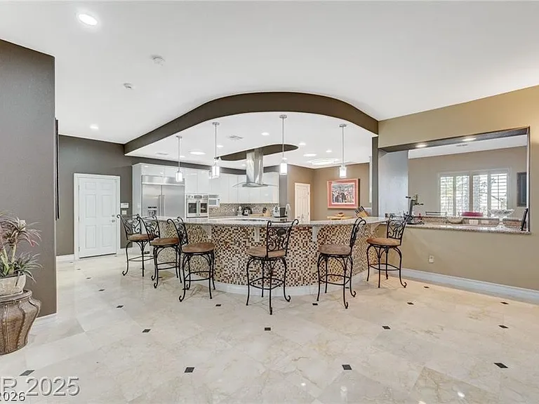 2101 Grand Island Ct — Photo 22