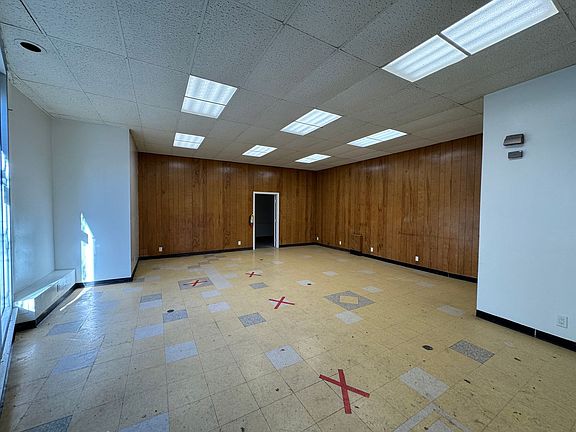 4th image of 5196 Mission St #8