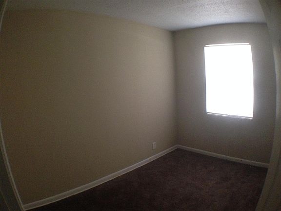 4th image of 4909 Mississippi Ct