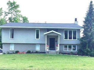 4445 N Deer Park Dr, Bloomington, IN 47404