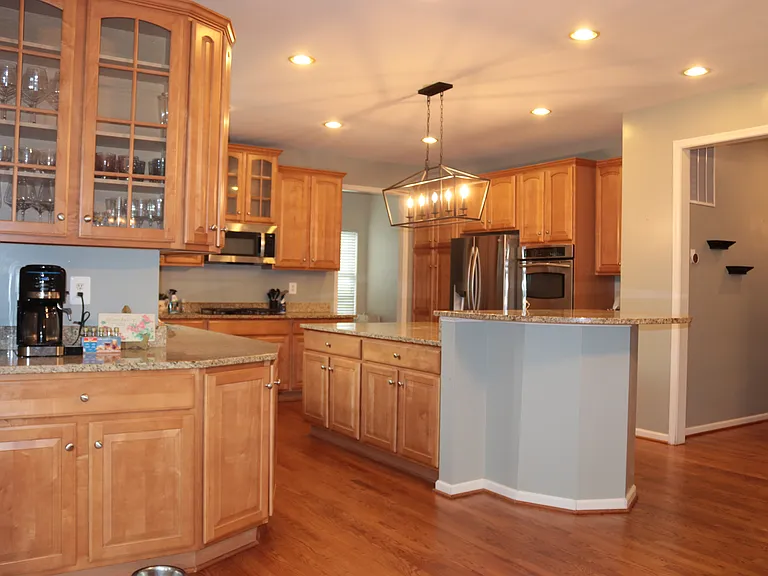 11125 Suffolk Dr — Photo 12