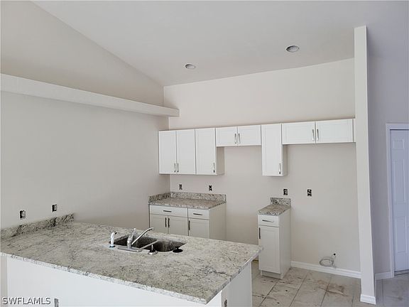 2nd image of 1219/1221 SE 8th Place Cpe