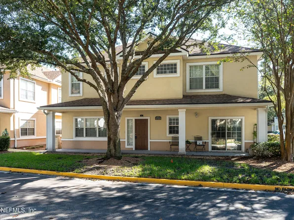 1723 W FOREST LAKE Circle W #1, Jacksonville, FL 32225