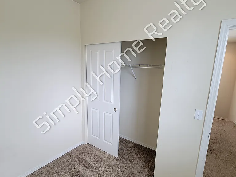 5235 55th Ave SE — Photo 11