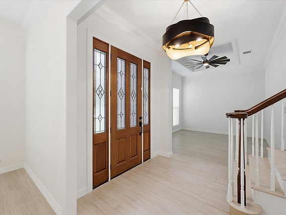 4th image of 6265 Regina Ln