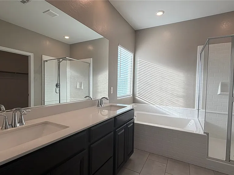 6943 Denio Island St — Photo 17