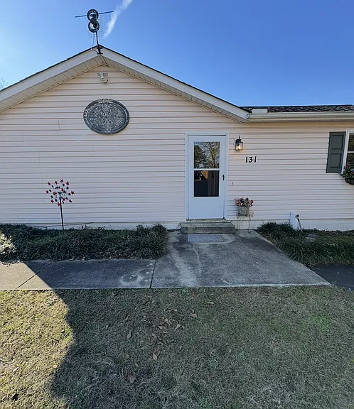 131 Westwinds Dr — Photo 1
