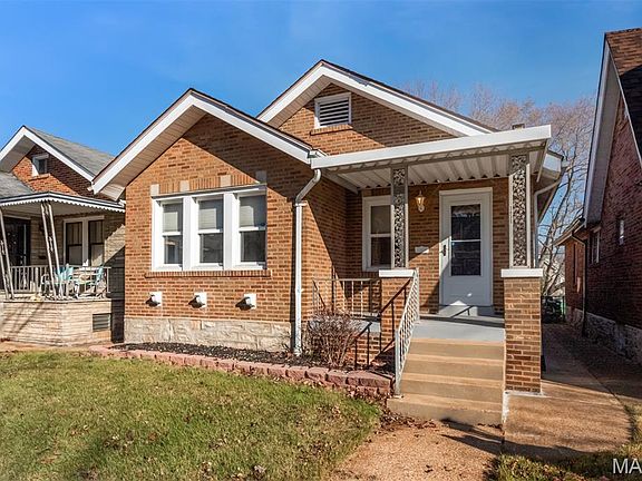 2nd image of 3831 Burgen Ave