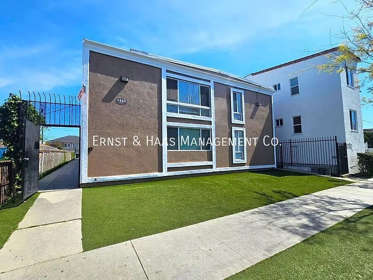 1440 Elm Ave #4 — Photo 1