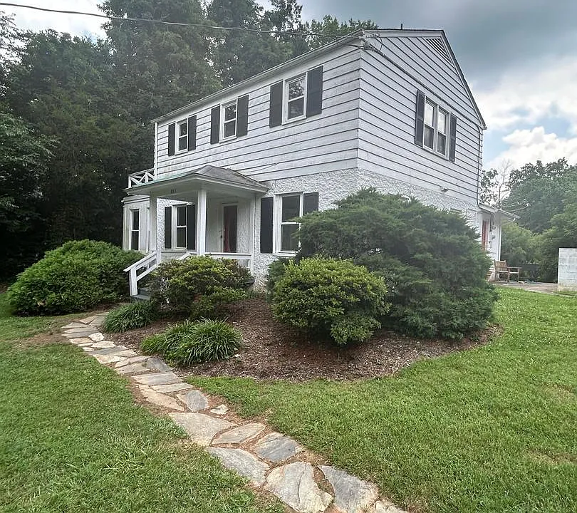 881 Dolley Madison Blvd