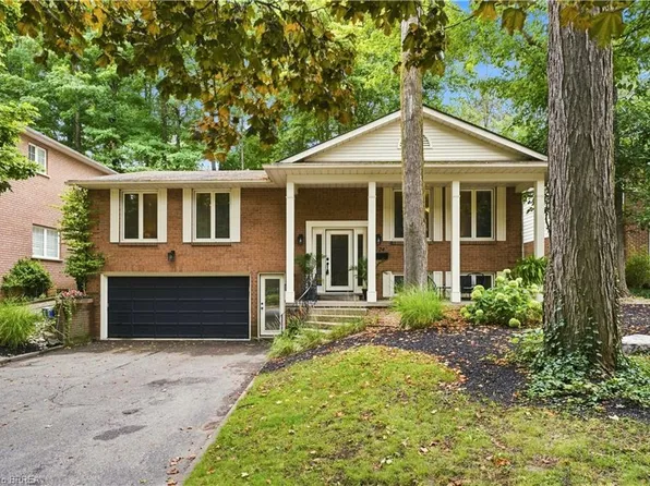 24 Primrose Path, Kitchener, ON N2E 2R2