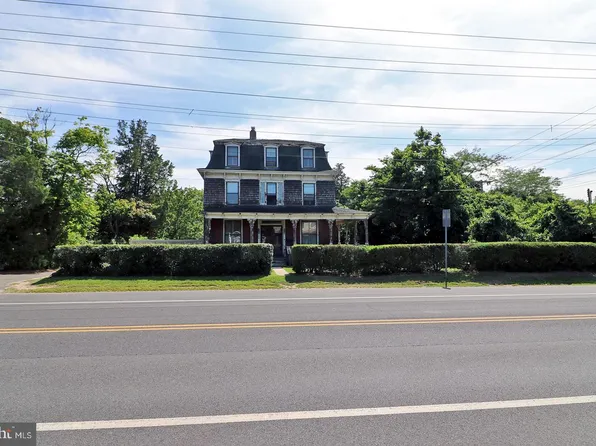 105 E Bay Ave, Manahawkin, NJ 08050