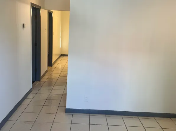 1211 Hillside Place image 12 of 12