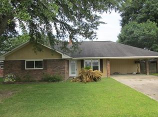 11302 Peggy St, Saint Amant, LA 70774