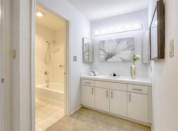 3rd image of 30 Lorton Ave APT 204