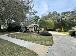 922 SW 88th St, Gainesville, FL 32607