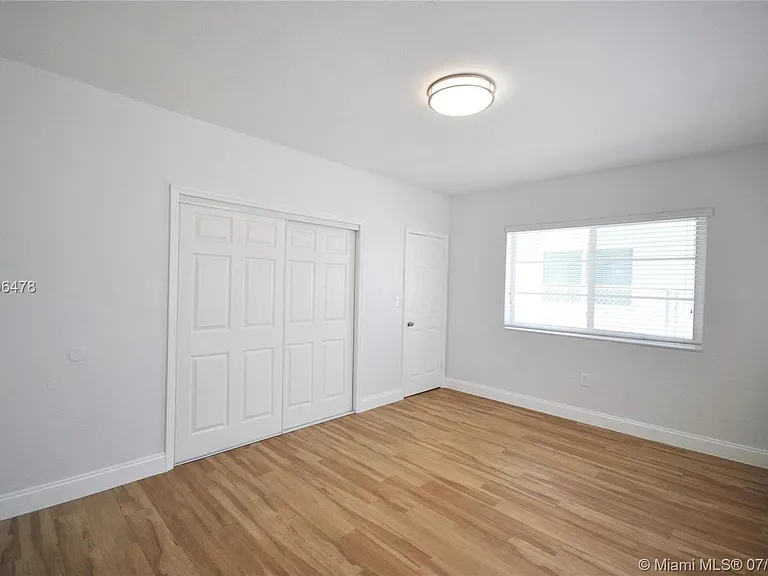 535 73rd Street — Photo 7