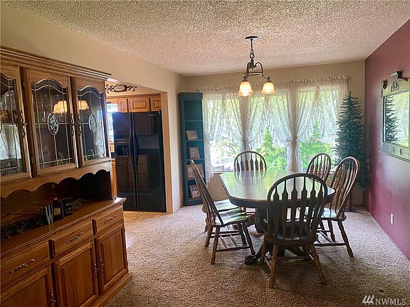 5th image of 727 SE Regent Ave