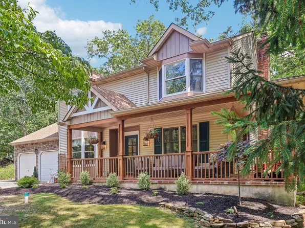 40 Teepee Ct, Medford, NJ 08055