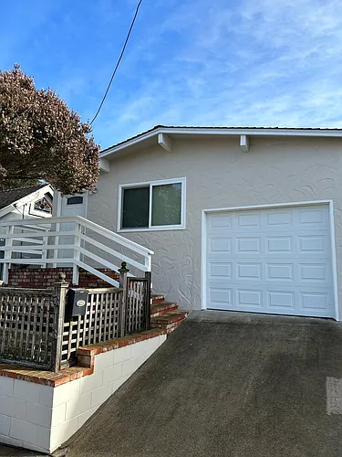 313 7th St Photo 1